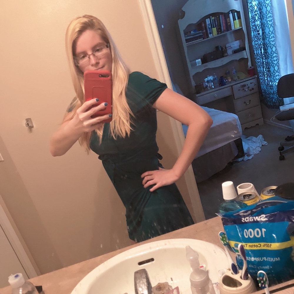 Meet your Posher, Elizabeth